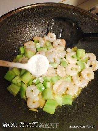 黄瓜炒虾仁的做法视频,清爽口感与鲜美虾肉的完美融合